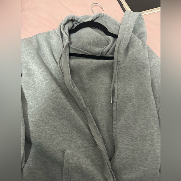 Oversized grey zip - Picture 2 of 2